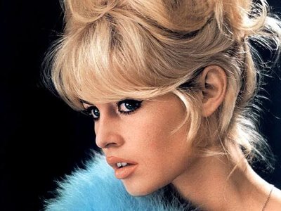 From Ballet Flats to the Kama Sutra: Brigitte Bardot’s Personal Belongings Put Up for Auction in Paris