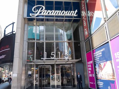 After months of disputes, Paramount and Warner Bros.’ $110 billion merger has finally made progress