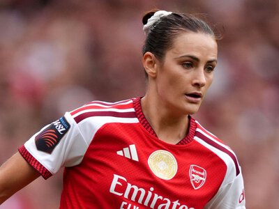 Arsenal: USA international Emily Fox signs new deal with Women's Super League club