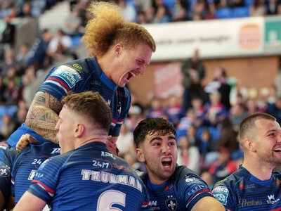 Wakefield Trinity hailed after stunning win over Wigan Warriors to reach Super League Grand Final: 'No team would have competed with them'