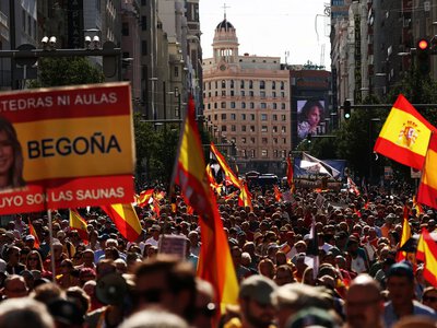 A large-scale protest against the housing crisis erupted in Spain after an 87-year-old woman was evicted