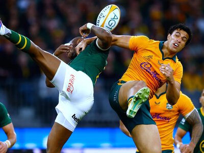Australia 42-38 South Africa: Wallabies finish with 11 men but hang on for victory in extraordinary Perth Test