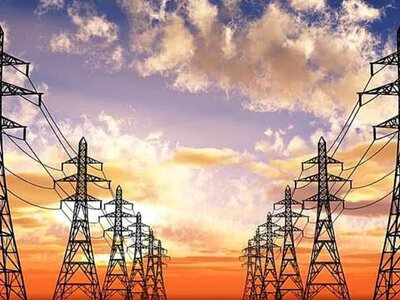 The European Commission called on EU countries to reduce gas and electricity consumption due to rising prices