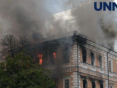 There will definitely be a response to this from Russia: Zelenskyy showed a video of the fire at the National Academy of Sciences in Kyiv following the Russian strike; people are being searched for inside the building