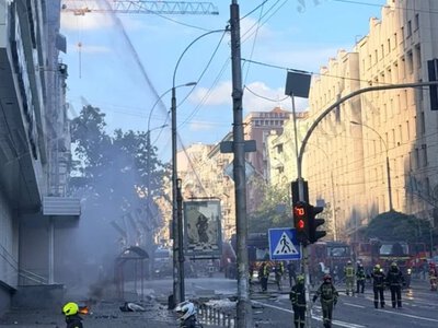Russian strike on Kyiv's Dobrobut medical center injures seven, including six employees