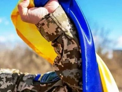 Ukraine stands thanks to its warriors: Zelenskyi greets defenders on national holiday