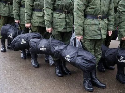 Russia’s Ministry of Defense plans to send 120,000 people for compulsory military service in the fall