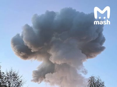 Powerful explosions were heard at a chemical plant near Moscow; there is damage.
