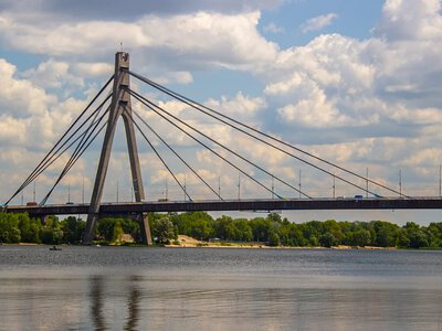 The Northern Bridge in Kyiv was closed after the Russian attack – how public transport is operating