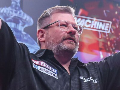 World Grand Prix Darts: James Wade and Nathan Aspinall with statement displays ahead of semi-finals
