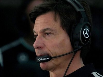 Mercedes boss Toto Wolff admits confusion over lack of qualifying pace following upgrades at Bahrain GP in Malaysia 