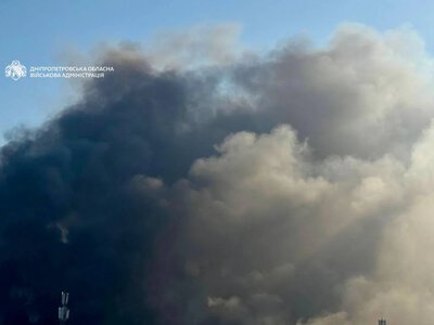 The enemy attacked central Dnipro: social media reports a strike on the Ukrtelecom building