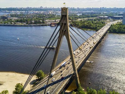 The enemy attacked Kyiv’s Northern Bridge; there is damage — the mayor