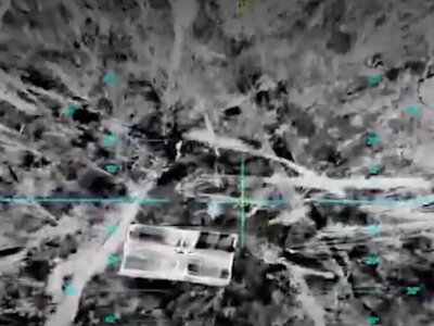 Ukrainian military personnel delivered food and medicine by drones to the occupied city of Oleshky.