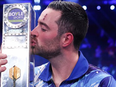 World Grand Prix Darts: Luke Humphries relieved to end losing streak in major finals after comeback win over Gerwyn Price