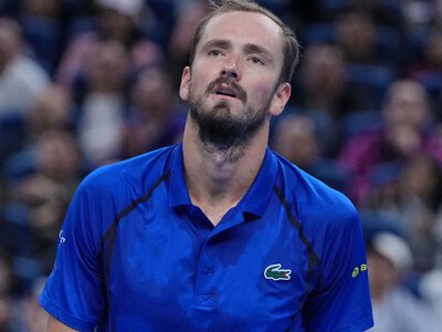Daniil Medvedev defaulted for hitting spectator with ball as Novak Djokovic reaches another China Open final