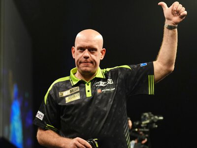 Swiss Darts Trophy: Michael van Gerwen's nightmare year goes from bad to worse as he exits tournament while Stephen Bunting is dethroned
