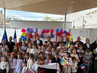 Ukrainian Saturday school opens in Lyon, France