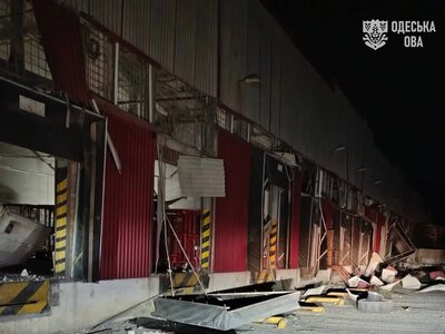 Russians struck postal logistics facilities in Odesa region and a high-rise building in Kharkiv
