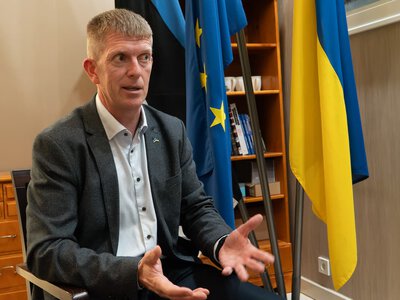 Estonian defence minister: Russia could attack NATO. I'm not sure if we can deter the mad person