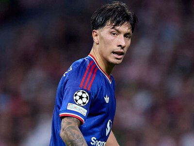 Lisandro Martinez: Man Utd defender releases statement to clarify outburst but does not apologise
