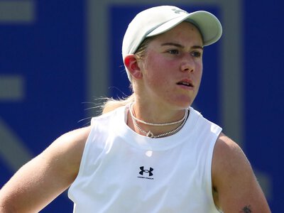 Wuhan Open: Sonay Kartal stuns Jasmine Paolini to set up quarter-final against Elina Svitolina while Alexander Zverev continues winning form