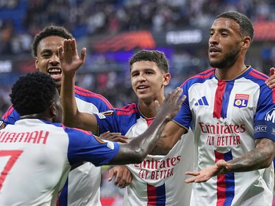 Lyon 3-2 Crystal Palace: Pierre Sage suffers defeat to former side as Eagles comeback falls short in Europa League