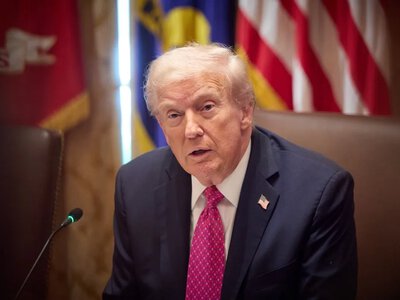The US has again denied Trump's involvement in restricting satellite communications for Ukraine, but there is a nuance