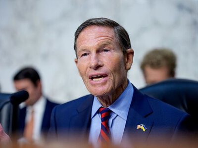 “A Cowardly Step To Please Putin”: US Senator Criticizes Trump’s Refusal To Impose New Sanctions On Russia