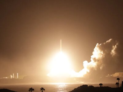 A Once-in-a-Lifetime Chance: Japan Launches Historic Mission to Mars’s Moon