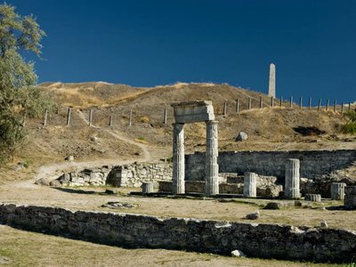 Illegal excavations of the Ancient City of Panticapaeum — a Russian museum worker has been notified of suspicion and faces imprisonment