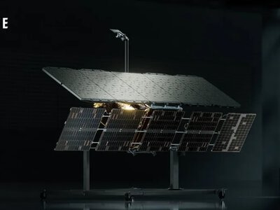 How did it happen that a Russian satellite nearly collided with ICEYE, which gathers intelligence for the Armed Forces of Ukraine