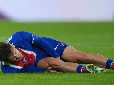 Khvicha Kvaratskhelia: PSG forward set for surgery after rupturing ACL in Champions League win over Barcelona
