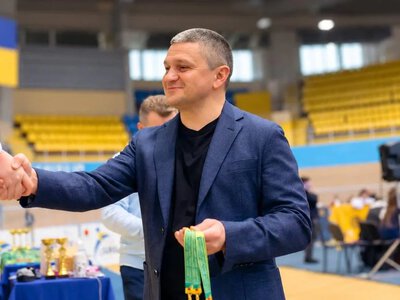 Vasyl Kostyuk supported the Ukrainian karate team at the record-breaking World Championship