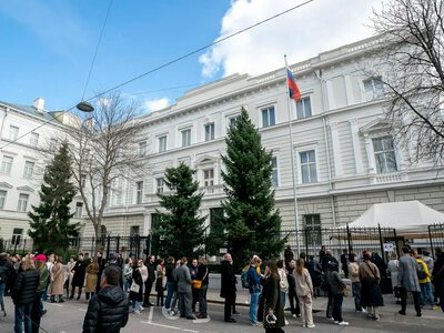 Austria expels four Russian diplomats over suspicion of espionage