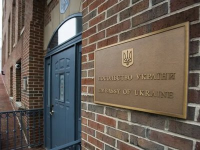 A suspicious object was found near the Ukrainian Embassy in Washington; roads were blocked off — journalist