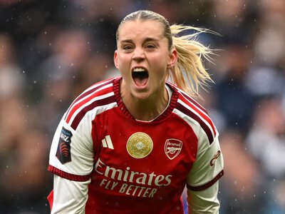 Tottenham 1-2 Arsenal: Alessia Russo penalty gives Gunners north London derby win in WSL to ease pressure on Renée Slegers