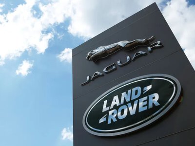 Russia suspected of large-scale cyberattack on Jaguar Land Rover, causing losses of up to £2.1 billion