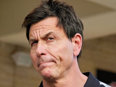 George Russell: Toto Wolff rejects Helmut Marko's doubts over Mercedes driver's future hopes as Kimi Antonelli nears title
