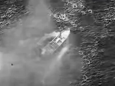 The United States carried out a new strike on a boat in the Pacific Ocean, killing five people