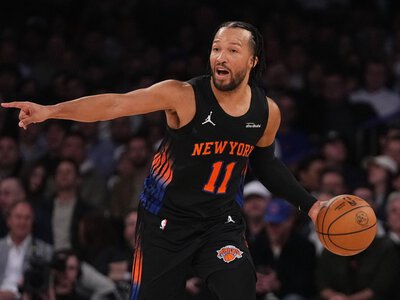 New York Knicks 111-97 Detroit Pistons: Reigning champions Knicks beat Pistons for first win of the season