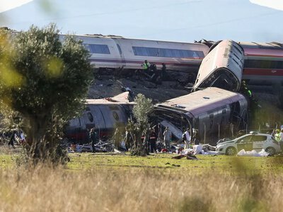 Two trains collided in Spain: 46 people were killed