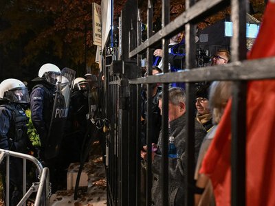 Protests near Poland’s Constitutional Tribunal are gaining momentum — Nawrocki’s camp claims an attempted coup